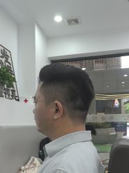 -尤司男士国潮理发馆