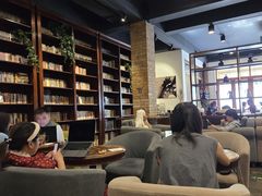 -藏书馆咖啡LibraryCoffee·Bistro(牡丹园店)