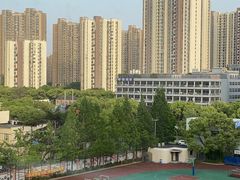 -上海市工商外国语学校