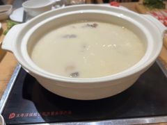 胡椒猪肚鸡（中份2-4人）-湯系·煲汤手艺人(东二环泰禾广场店)