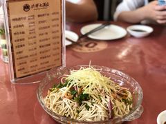 特色烫干丝-洪祥大酒店(大庆东路店)