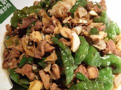 -费大厨辣椒炒肉(万家丽一店)