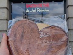 -Salon de The de Joel Robuchon(外滩18号店)