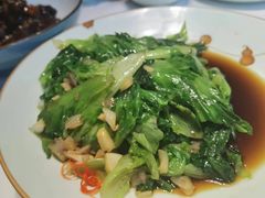 -巷子里小酒馆(繁荣路店)