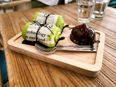 -Common Table · Brunch & Coffee
