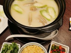 -港丽餐厅(高德置地店)