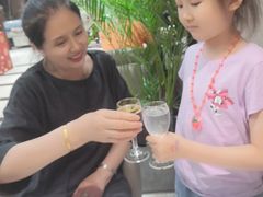 -胡记饭店(保工街店)