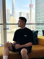 -侨治发型