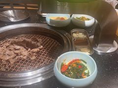 -韩烧牛中牛·甄选黑牛烤肉(黑金店)