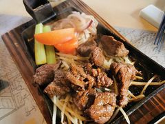 -穹六人间 people 6(岳阳路店)