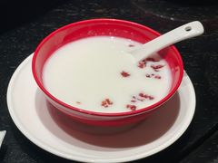 蔓越莓米奶冻-誉八仙酒楼(静安大悦城店)