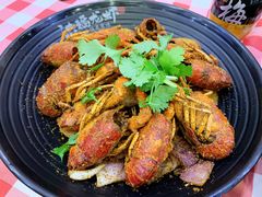金牌椒盐龙虾-洪福龙虾