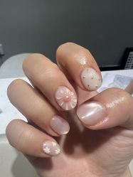 -晨·艺美甲美睫