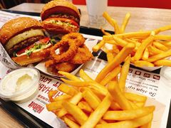 -The Habit Burger Grill 哈比特汉堡(爱琴海店)