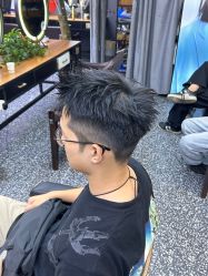 -藤野造型专业烫染接发