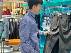 -王府井百货熙地港店
