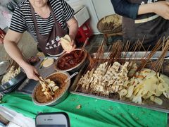 -老鼓楼麻辣烫夹馍
