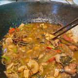 围着热气腾腾的锅也太食欲了吧