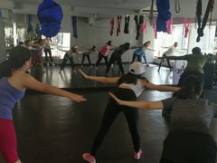 -舞佳舞空中瑜伽馆