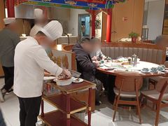 -梅利汴京烤鸭•开封豫菜地标店(东司门店)