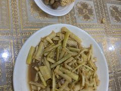 -天乐农家鱼头王(天目湖店)