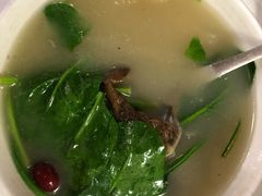 -天天向上素食餐厅(五台山店)