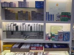 -光明眼镜·蔡司授权(徐泾店)