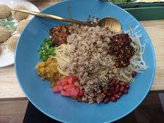 贵州肉臊拌粉-贵凤凰贵州米粉(清河和盈中心店)