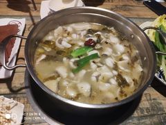 -新记印象酸菜鱼馆(天阳亲子广场店)