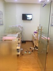 -苗方清颜专业祛痘养生