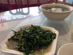 -山里人家土菜馆(茅山店)