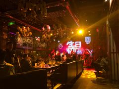 -爱啤精酿·民谣酒馆(滨江店)