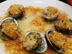 蒜蓉粉丝蒸小鲍鱼-新南华大酒店(广中店)