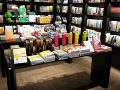 -阅西安新华书店(翠华南路店)