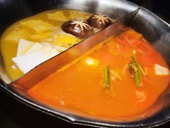 红颜花胶鸡锅-湊湊火锅·茶憩(杭州湖滨银泰in77店)