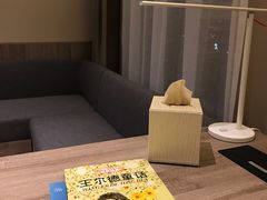 -榆林榆阳西路火车站亚朵酒店
