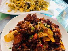 摩梭饵块鸡-泸沽肴(泸沽湖大洛水村农村信用社旁店)