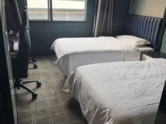 -粤塔X趣影电竞酒店(天河广场车陂地铁站店)