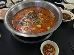 -周良天山牛杂城(天山路总店)