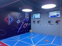 -VR+乐园·VR电竞·家庭亲子·密室逃脱·轰趴团建