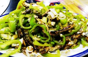 Chili-Flavored Small Anchovies