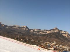 -济南卧虎山滑雪场