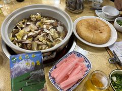 -东巴谷野生菌火锅餐厅