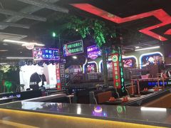 -路边边地标烧烤·川菜·小龙虾·音乐酒馆(良乡长虹店)