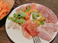 -瑞食酒馆 La Taverne Suisse