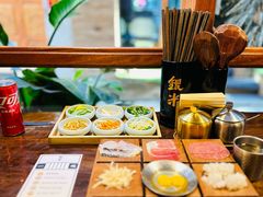 -银米·云南传统过桥米线(双廊黑金冠店)