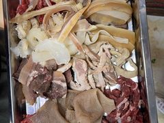 -金鼎雪山牦牛杂火锅(理县总店)