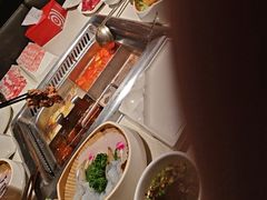 -海底捞火锅鲜切牛肉主题店(长寿路店)