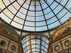 -文艺复兴百货(米兰大教堂广场店)