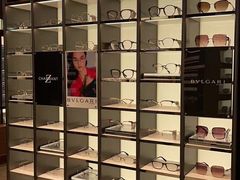 -LensCrafters亮视点(东方新天地店)